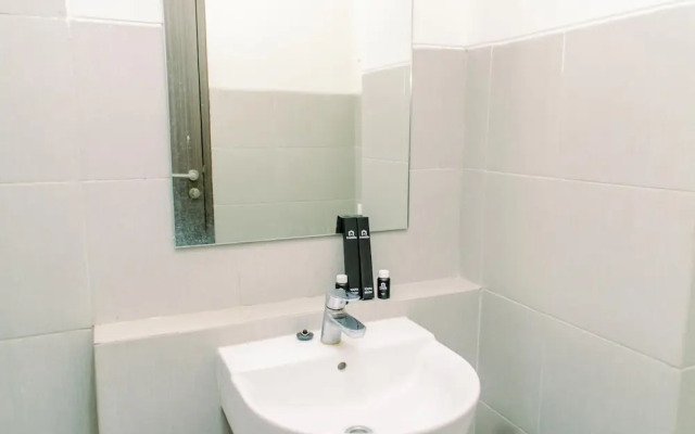 Minimalist And Comfy Studio At Bintaro Icon Apartment