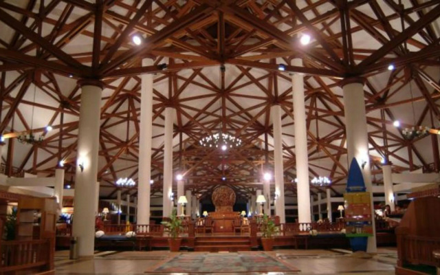 Bintan Lagoon Resort