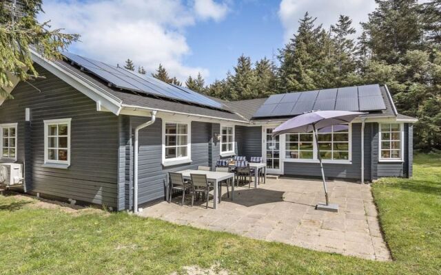 "Gorm" - 550m from the sea in NW Jutland