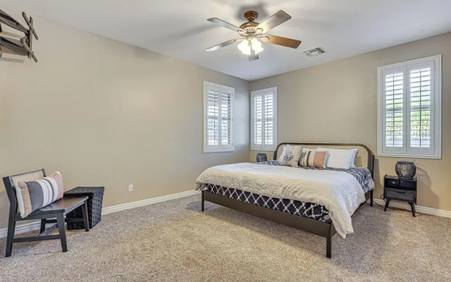 Family-friendly Goodyear Oasis: Fire Table, Pool!