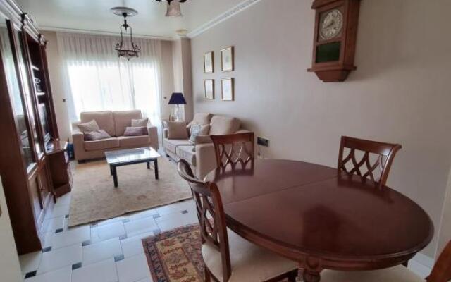 Piso de 3 habitaciones a 3 minutos de la playa.