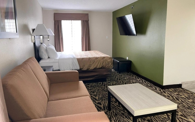 Quality Inn & Suites Clemmons I-40