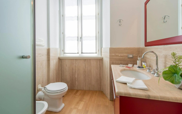 Milan Royal Suites & Luxury Apartments