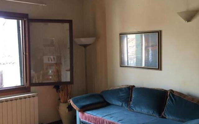 Romantic Rialto Apartment
