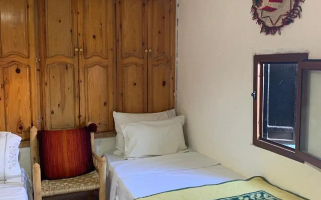 Hostel BE 20