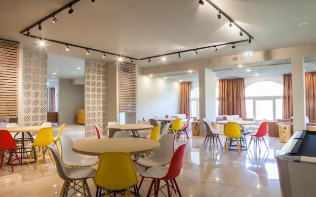 Hotel Kriamos Blue