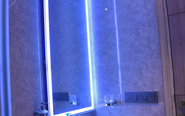 Luxuryhouse-3br-free Car & Driver-balcony-wifi