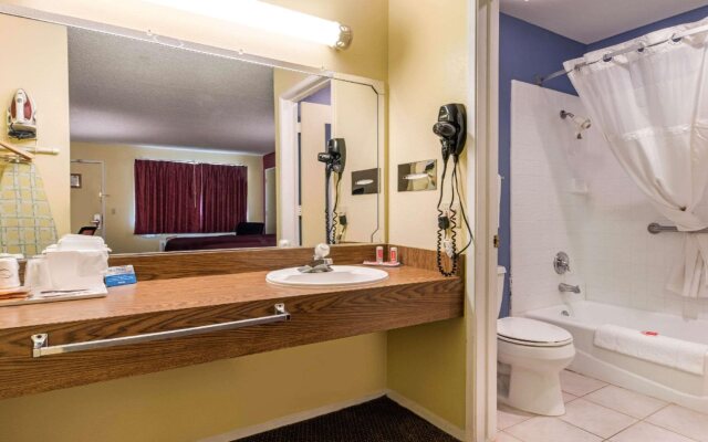 Econo Lodge
