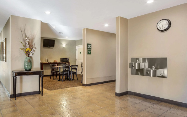 Quality Inn & Suites Livermore Wine Country