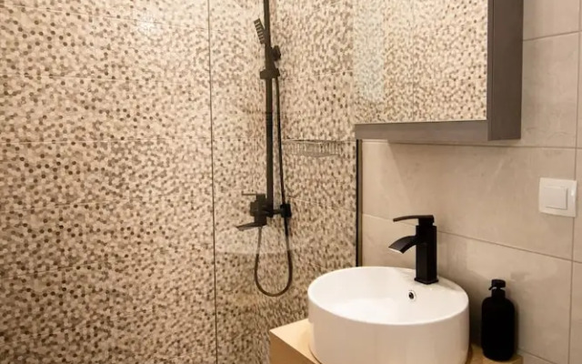 ZeusPlace katerini Stylish Living