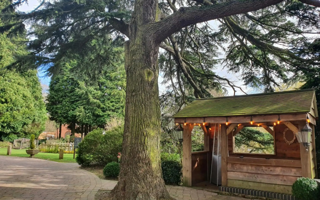 Nuthurst Grange Country House Hotel