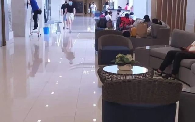 Staycation Sea Residences MOA Jermel