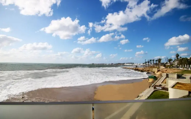 Phaedrus Living: Seaside Modern Flat Limnaria 123