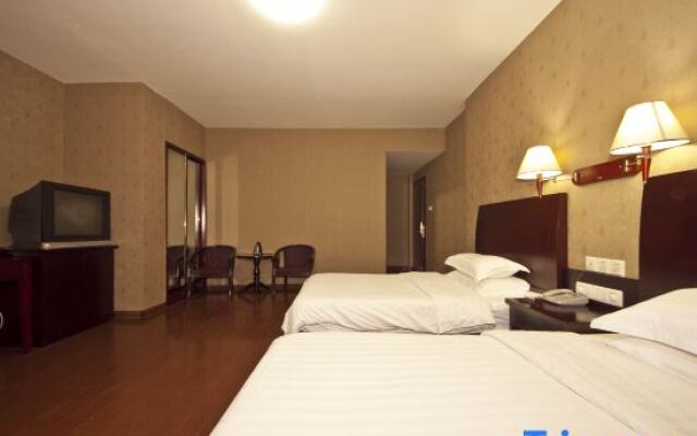 Jinqiao Business Hotel