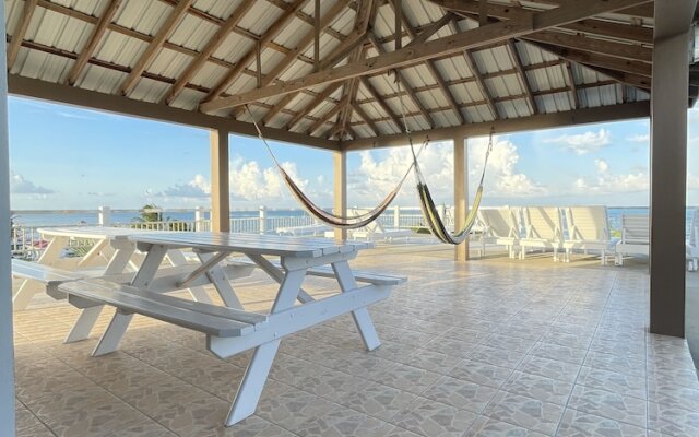 Caye Caulker Beach Hotel