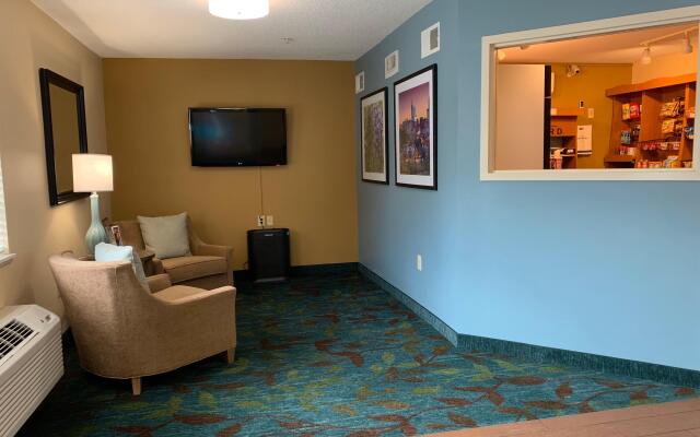 Candlewood Suites Raleigh Crabtree by IHG