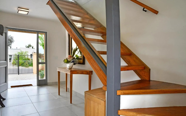 Small Wonder Guest Villa With Private Pool