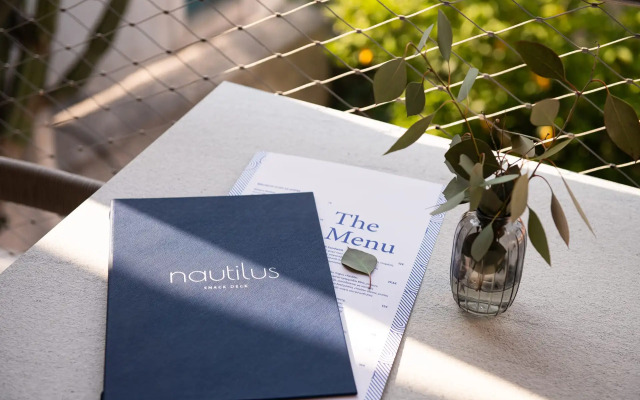 Naus Hotel