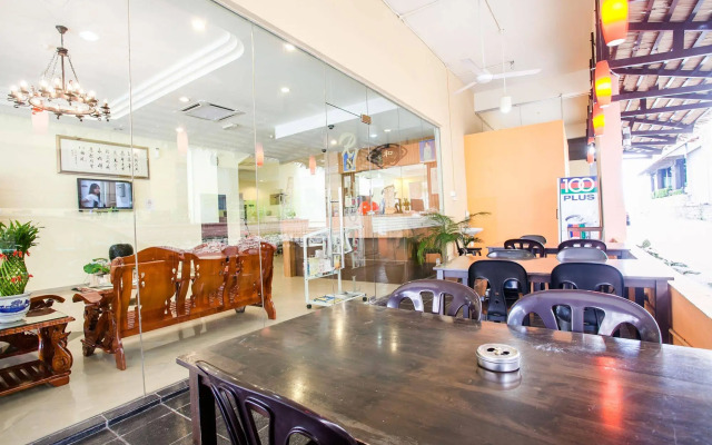 RJ Hotel Kulai