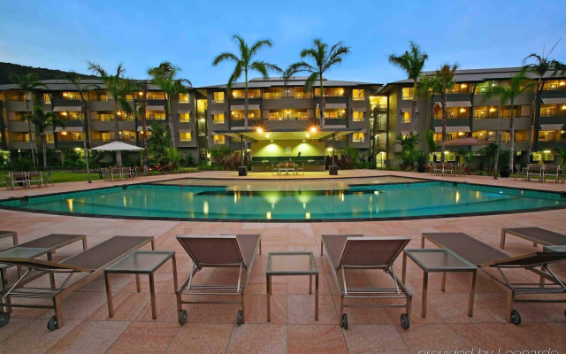 Paradise Palms