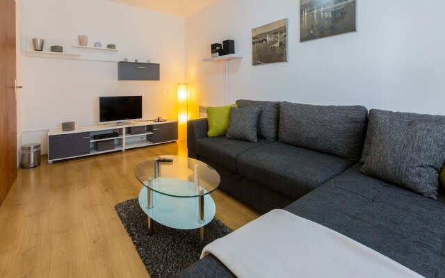 Apartment MLADEN