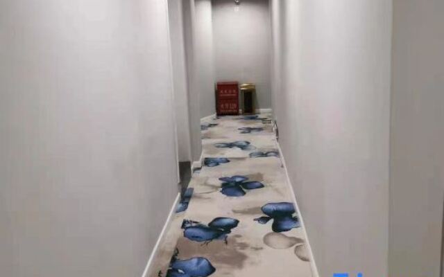 Colorful Art Hotel Shanghai