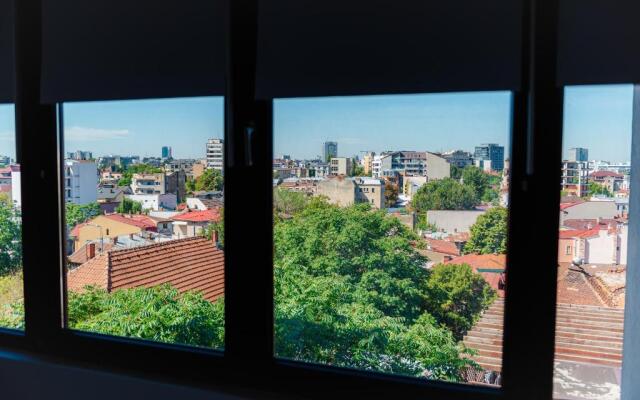 Uni88 Apartments