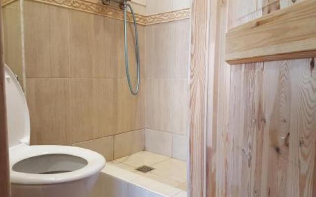 StudioSpanie Studio Orange