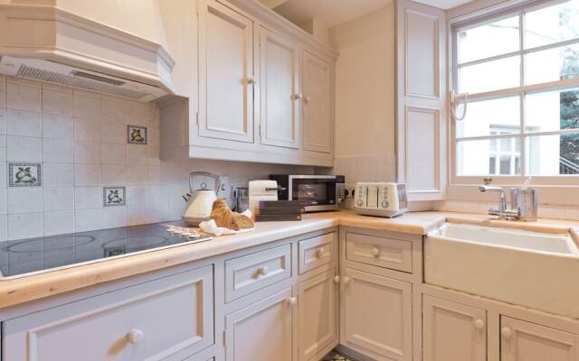 Sweet Inn - Elegant Ballsbridge