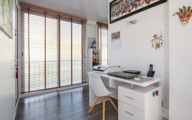 Elegant Apartment in Nice With Swimming Pool