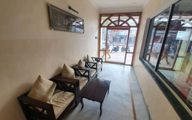 Hotel Rathore Lodge & Restaurant