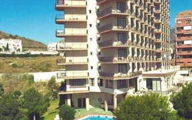 Hotel Kross Velázquez