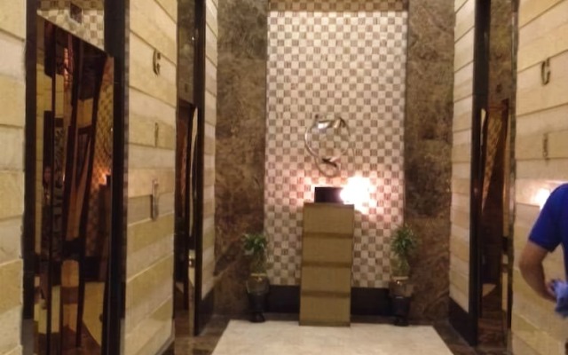 Stunning Eastwood Condo Suite
