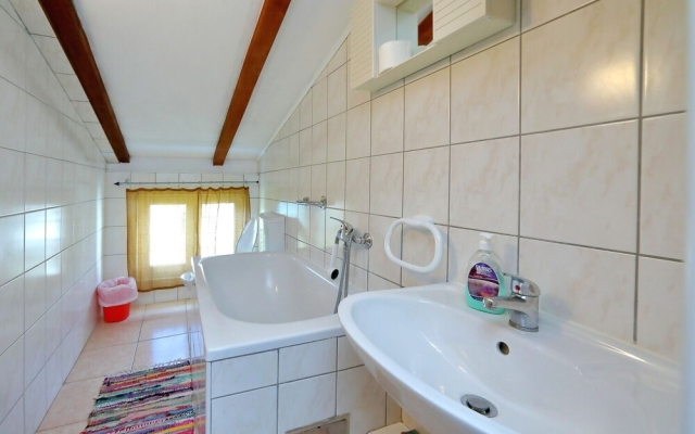 Aleksandra - 10 m From sea - A1 Lijevi