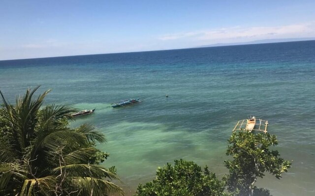 Babylon Oslob Coast Guesthouse