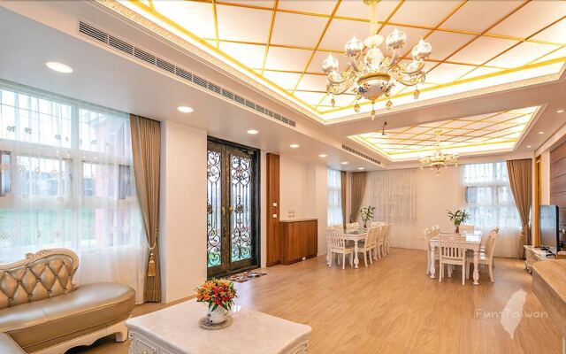 Honeysuckle Family Castle