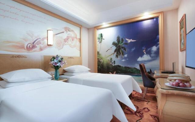 Vienna 3 Best Hotel(Jiangsu Xinyi Beijing Road Store)