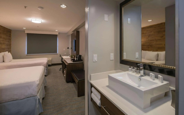 The Row Hotel, BW Signature Collection