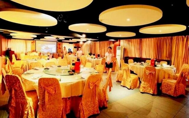 Nanyang Crystal Hotel