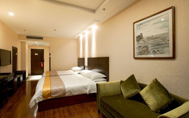 GreenTree Qinhuang Island Railway Station Business Hotel