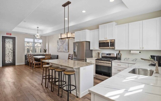 The Hudson #f2 4 Bedroom Townhouse