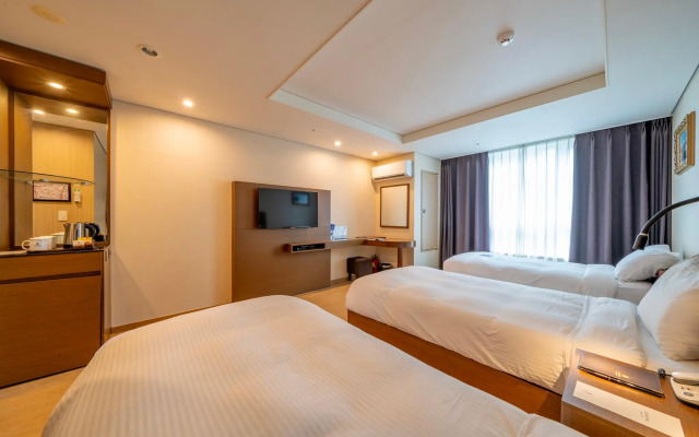 Crown Harbor Hotel Busan