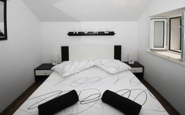 Marineta Focus Luxury Apartment