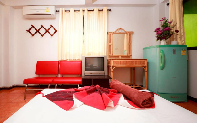 Green Hostel