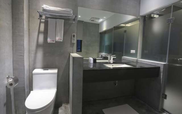 Mu Ku Hotel