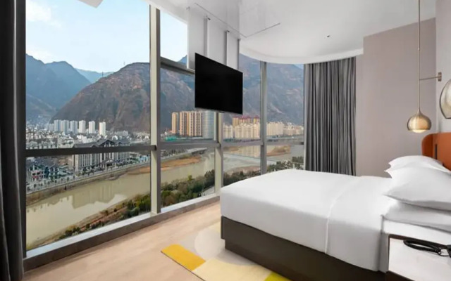 Home2 Suites by Hilton Longnan Railway Station