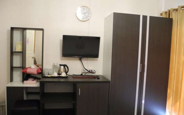 Bann Tawan Hostel Chiang Rai