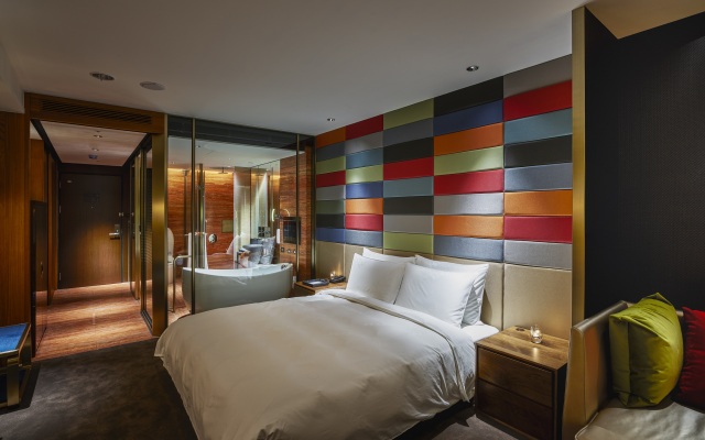 H2O Hotel