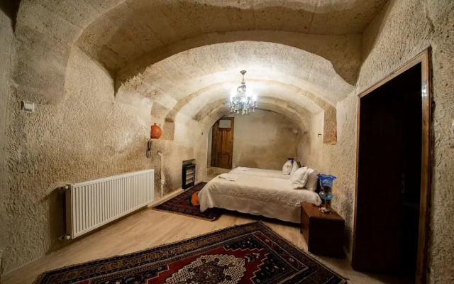 Upper Greek House