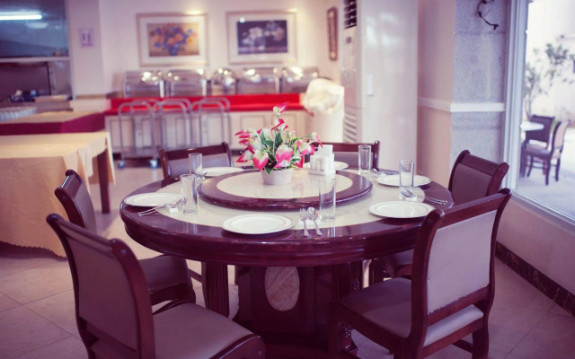 Clark CU Hotel